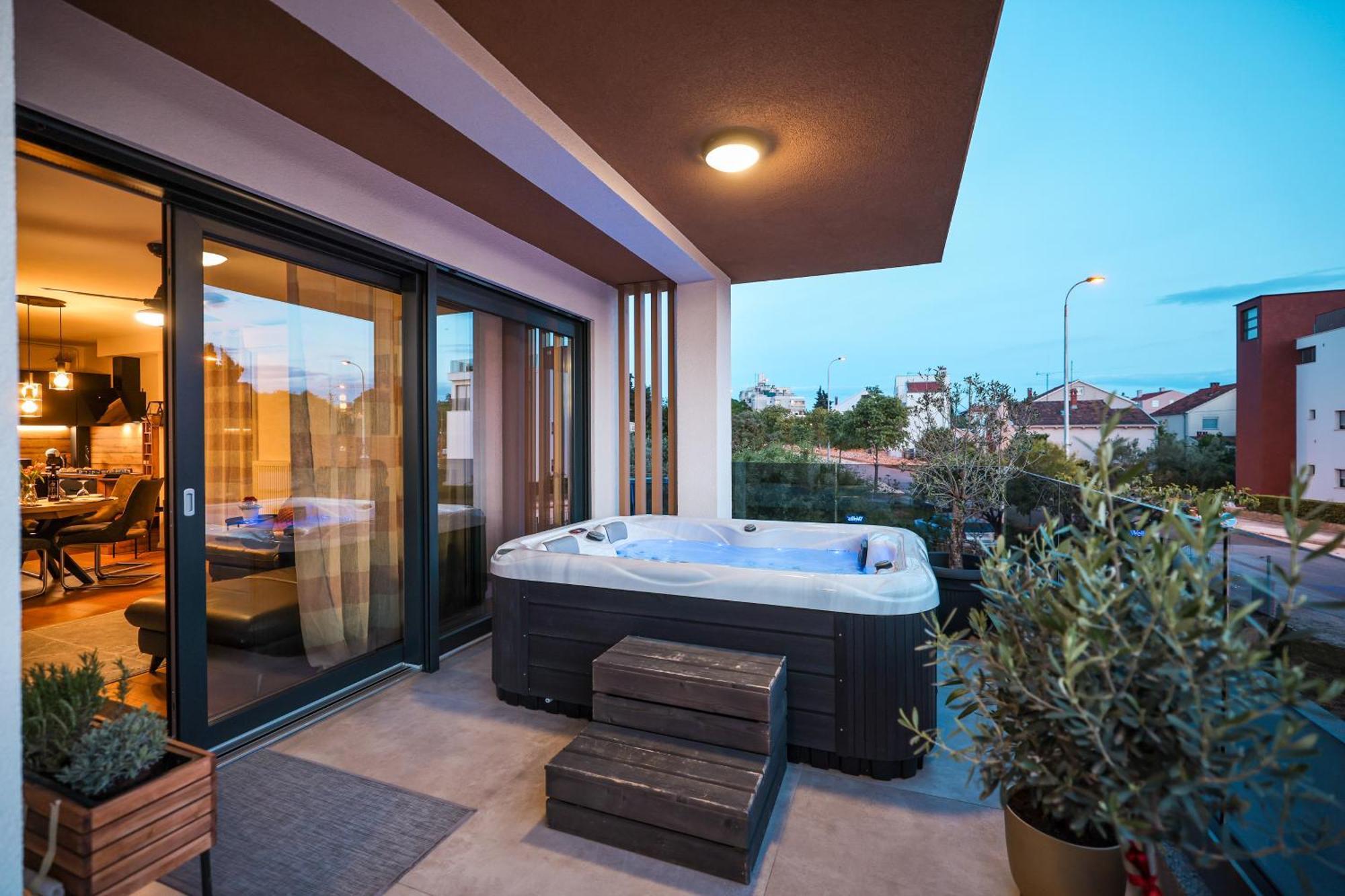 Luma Luxury Apartment With Jacuzzi Задар Экстерьер фото