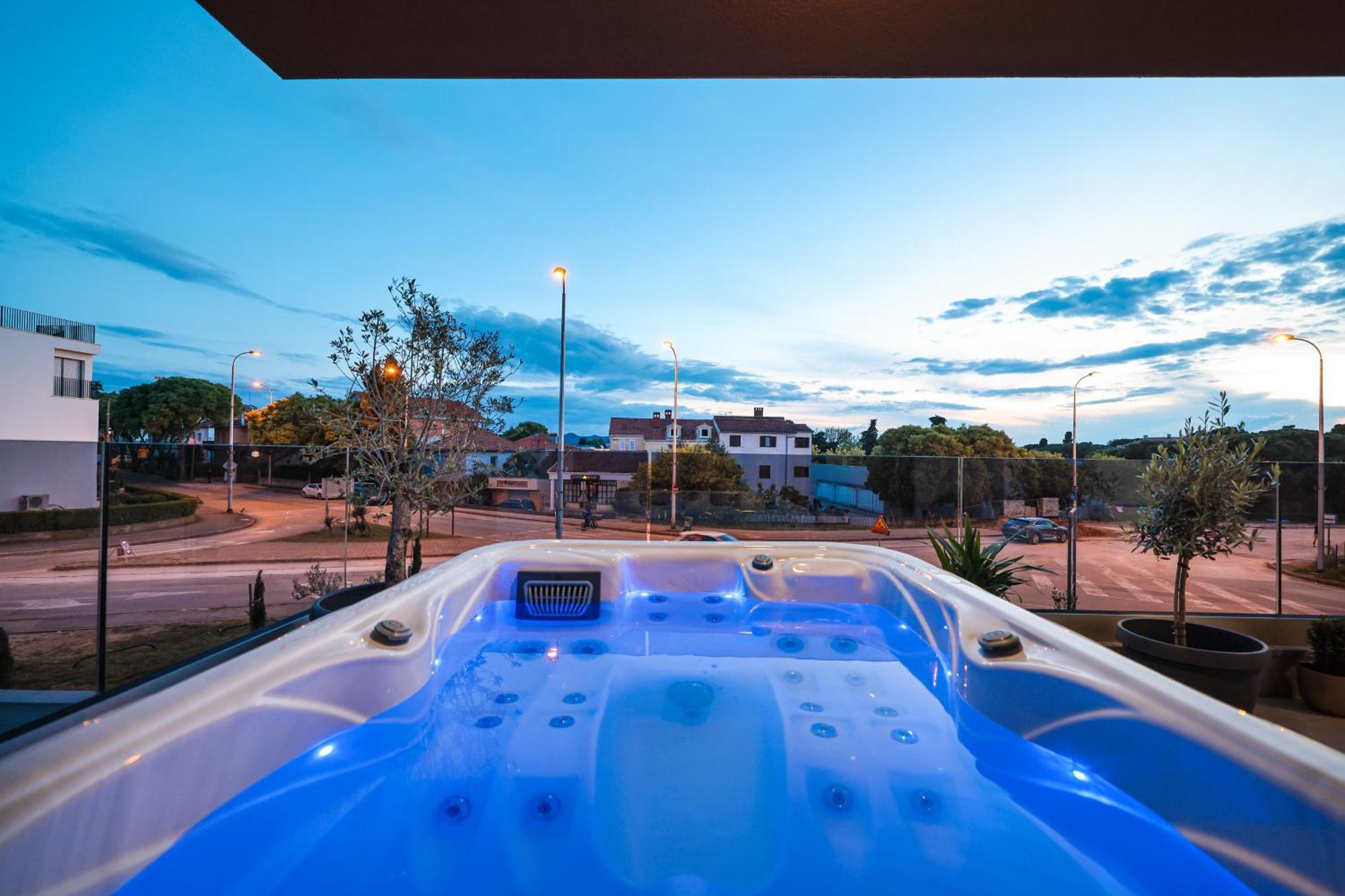 Luma Luxury Apartment With Jacuzzi Задар Экстерьер фото
